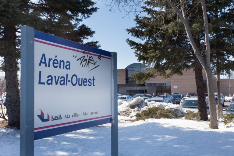 Un Lavallois aimerait que l'aréna Laval-Ouest porte le nom de Hartland Monahan.