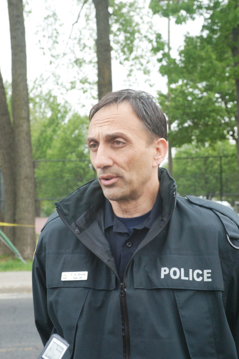 L'agent Di Genova était aux Affaires publiques de la Police de Laval depuis 2007.