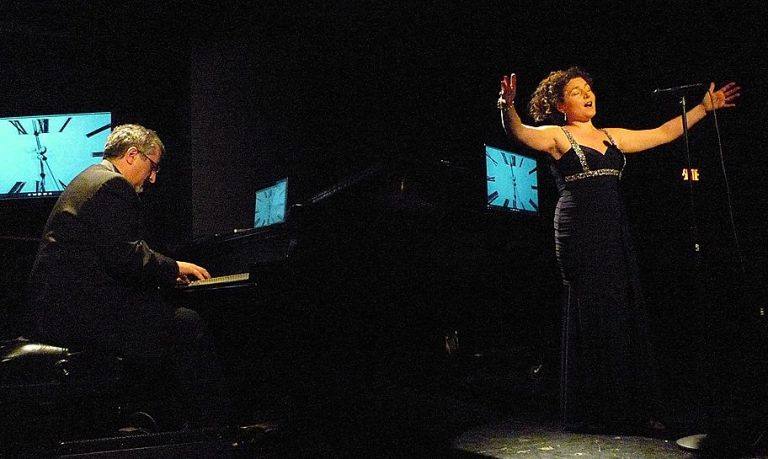 Enzo de Rosa au piano et la soprano Isabelle Metwalli font revivre les grands moments de films inoubliables.