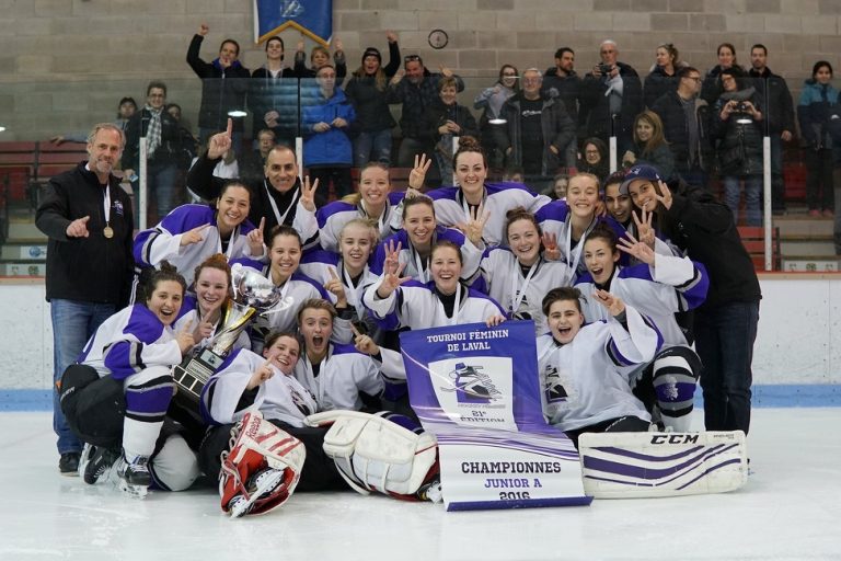 Les Rebelles ont remporté le championnat junior A au tournoi féminin de Laval.