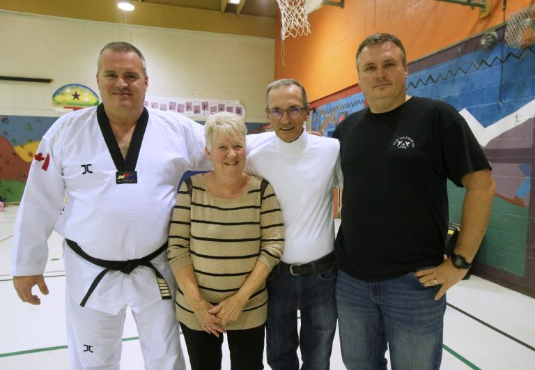 La famille Morrissette: l'âme du taekwondo à Laval. Benoit, Michelle, Gilles et Luc, président du Club. Absent sur la photo Martial.
