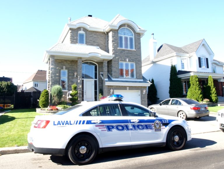 Le Service de police de Laval assiste la SQ dans l'opération.