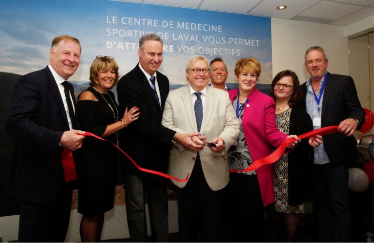 En activité depuis janvier, le Carrefour Santé 440 a été inauguré officiellement le 16 octobre alors que l'endroit joue déjà un rôle de premier plan dans le domaine musculosquelettique et la médecine générale et spécialisée.