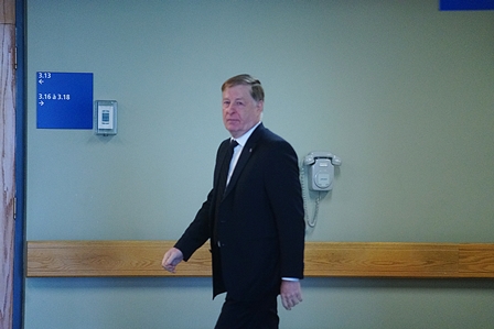 Le maire Marc Demers lors du procès que lui intentait le DGEQ au palais de justice de Laval, le 17 novembre dernier.