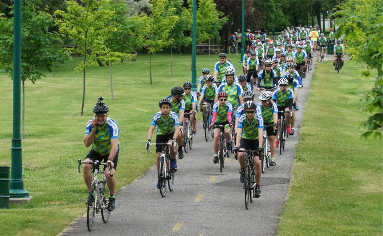 Plus de 90 cyclistes ont enfourché leur vélo pour le Tour de rein lavallois.