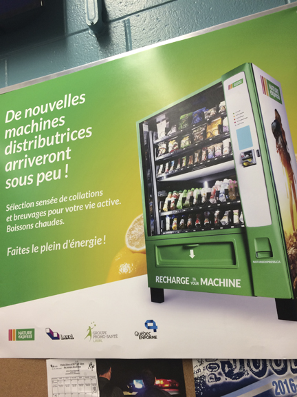 Des machines distributrices seront installées dans presque tous les arénas de la ville