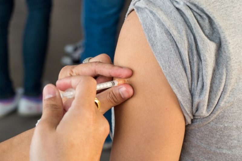 En plus de la vaccination, des mesures d’hygiène et de prévention peuvent prévenir les symptômes de la grippe.