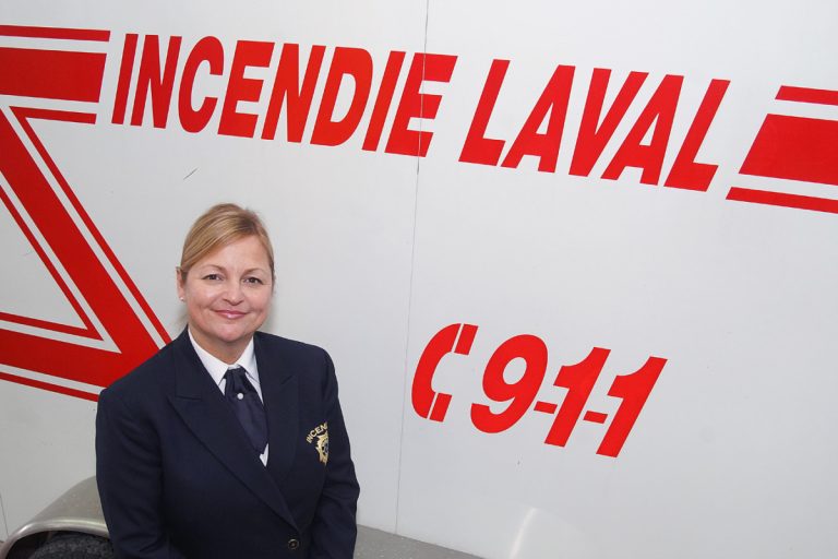 Chantal Bibeau est chef du Service de sécurité incendie de Laval.