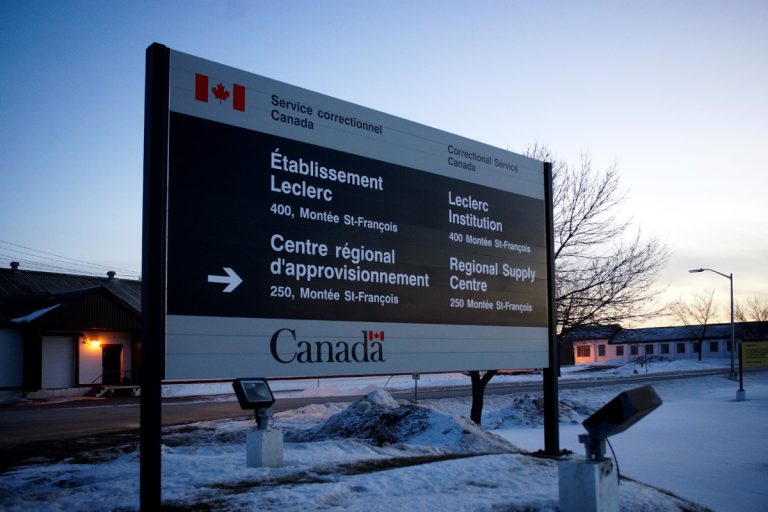 Fermé par le gouvernement Harper en septembre, l'Établissement Leclerc se joint au réseau carcéral du Québec.