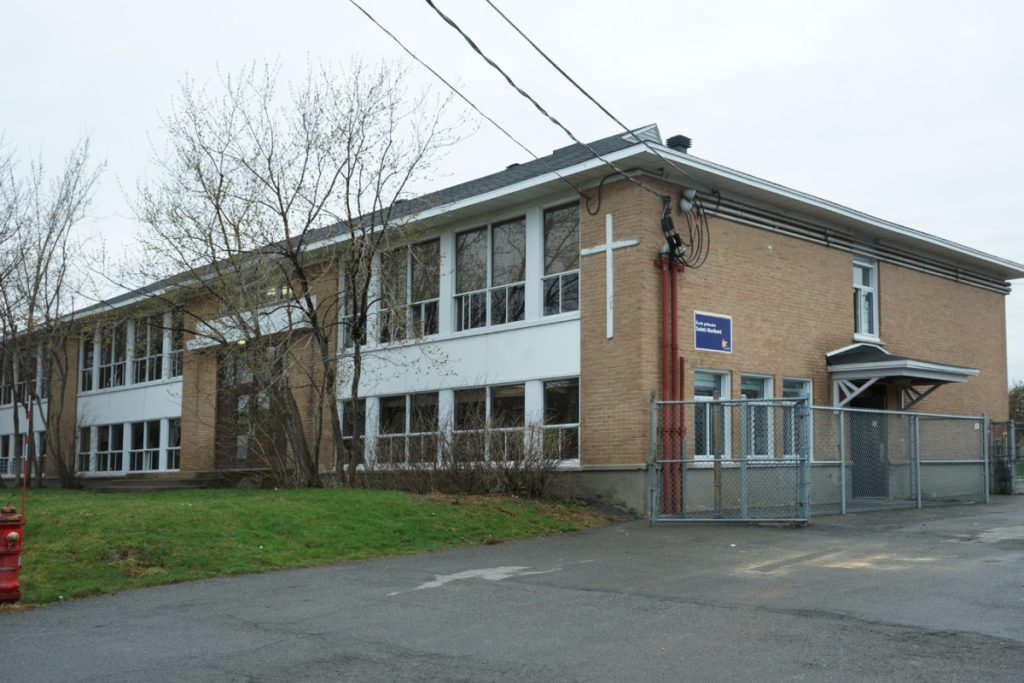 Feu criminel à l'école SaintNorbert Courrier Laval