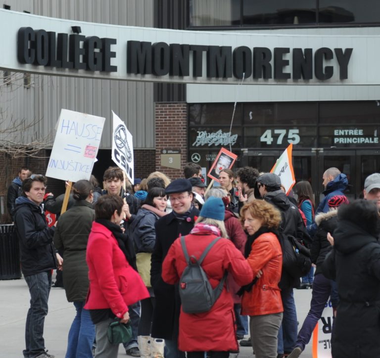Les 5800 étudiants du Collège Montmorency compléteront, le 17 avril, leur cinquième semaine de grève générale. (Photo: Vincent Graton)