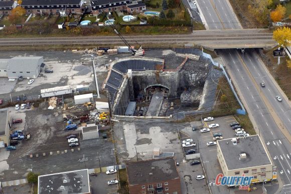 Une estimation incomplète et une planification déficiente sont à l’origine de l’explosion des coûts de construction du prolongement du métro à Laval. (Photo: Martin Alarie)