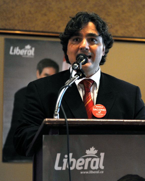 Angelo G. Iacono, candidat libéral élu qui fera campagne dans le comté Alfred-Pellan lors des prochaines élections. (Photo: Valérie Crépeau)