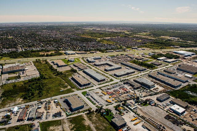 Le parc Industriel Centre occupe près de la moitié des 170 millions de pieds carrés de terrain qu'abritent les 5 parcs municipaux.