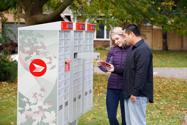 En 2015, Postes Canada aura installé 6250 nouvelles boîtes postales communautaires à travers 1750 sites à Laval.