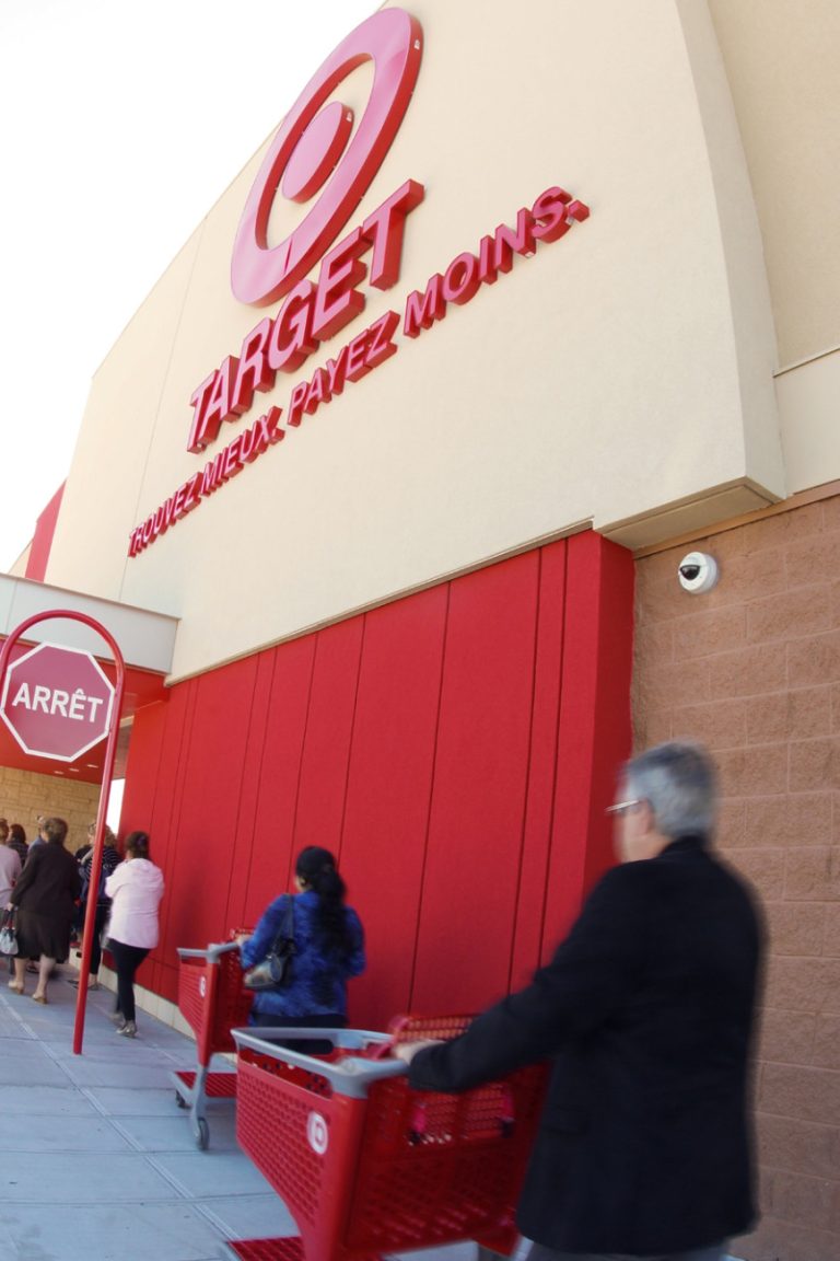 Les consommateurs ont pu découvrir le magasin Target de Sainte-Dorothée le 17 septembre, lors de l'ouverture officielle.
