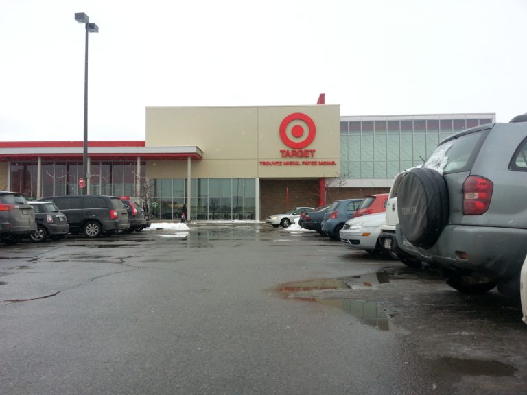 La conversion de l’ancien Walmart du Centre Laval en un magasin Target avait nécessité, en 2013, un investissement colossal de 20 M$ de la part du géant américain du commerce de détail.