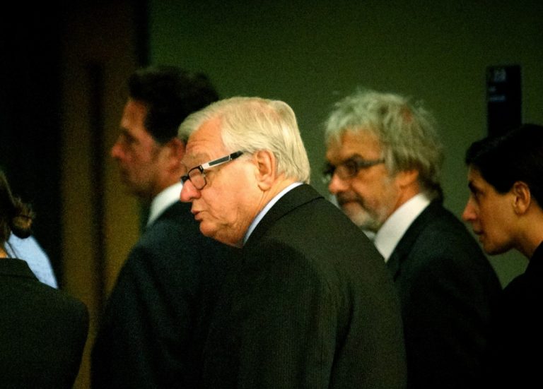 L'ex-maire Gilles Vaillancourt subira son procès devant juge et jury.