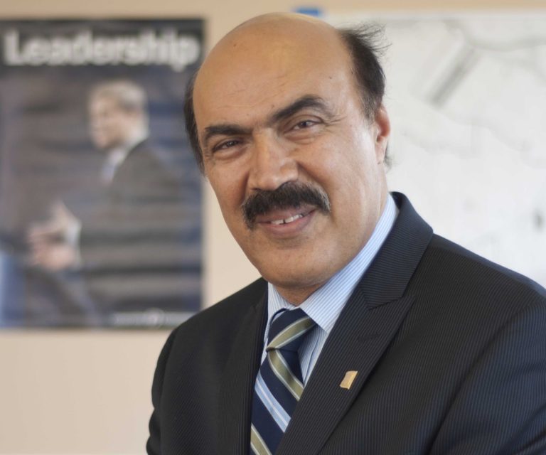 Zaki Ghavitian, candidat conservateur dans Laval-Les Îles (Photo: Alarie Photos)