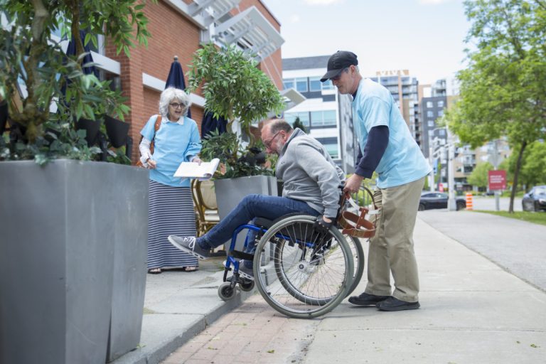 L'accessibilité d'une vingtaine de commerces du Centropolis sera évaluée le mardi 5 juin, pendant le Semaine québécoise des personnes handicapées.