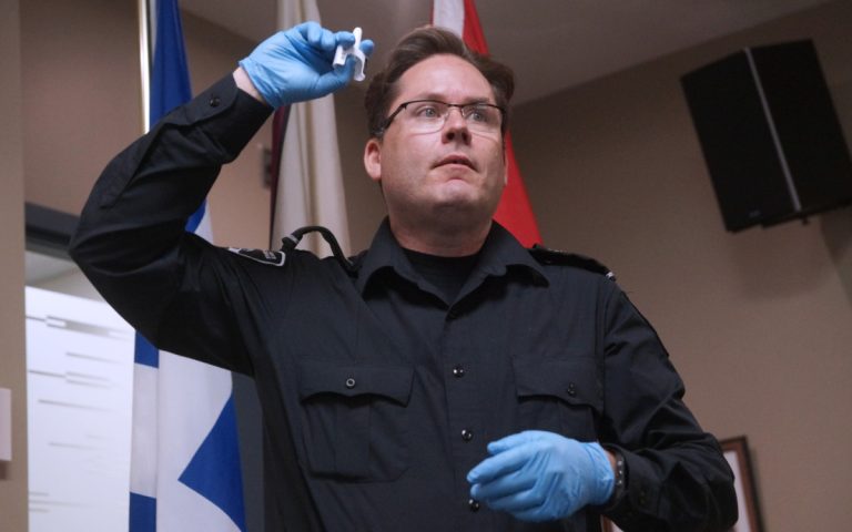 Les policiers de Laval ont été formés pour l'administration du naloxone, un antidote au fentanyl.