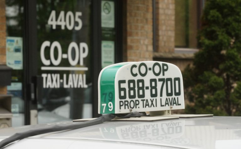 La Coop des propriétaires de taxi de Laval prend le virage de l'électrification.