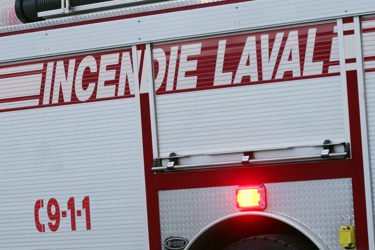 Incendie camion pompier Laval