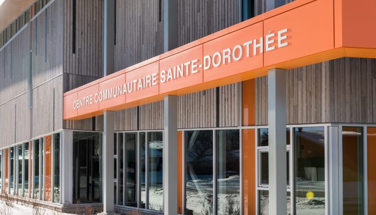 centre communautaire Sainte-Dorothée LEED Or