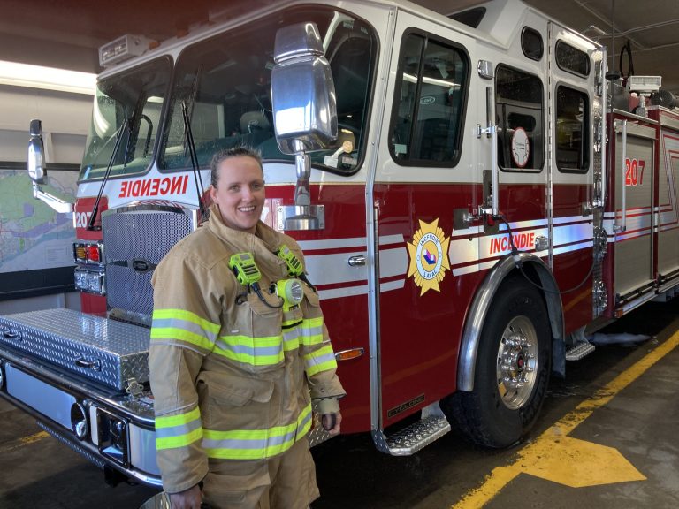 Isabelle Tardif Première Lieutenante pompiers Service de sécurité incendie de Laval