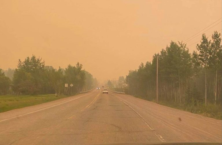 Photo prise lors des feux de forêt en Abitibi-Témiscamingue en 2023.