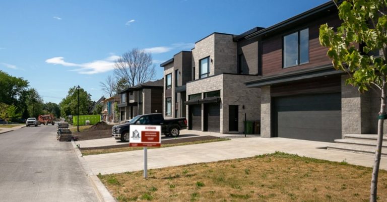 Le prix des maisons de Laval est l'un des plus élevés parmi les toutes les régions du Québec.