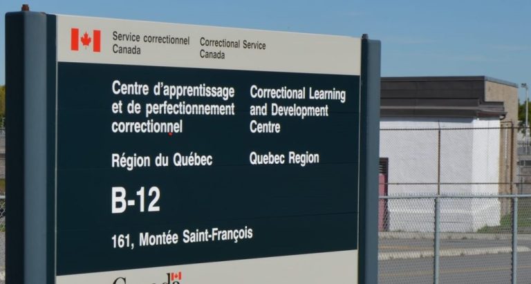 Plus vieil établissement carcéral encore en opération en sol québécois, le Centre fédéral de formation accueille une nouvelle directrice, Pascale-Andrée Thibodeau.