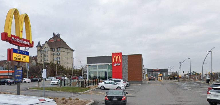 Le restaurant McDonald’s, coin Saint-Martin Ouest et Le Corbusier, a été le théâtre d’une agression au poivre de Cayenne ayant affecté une trentaine de personnes.