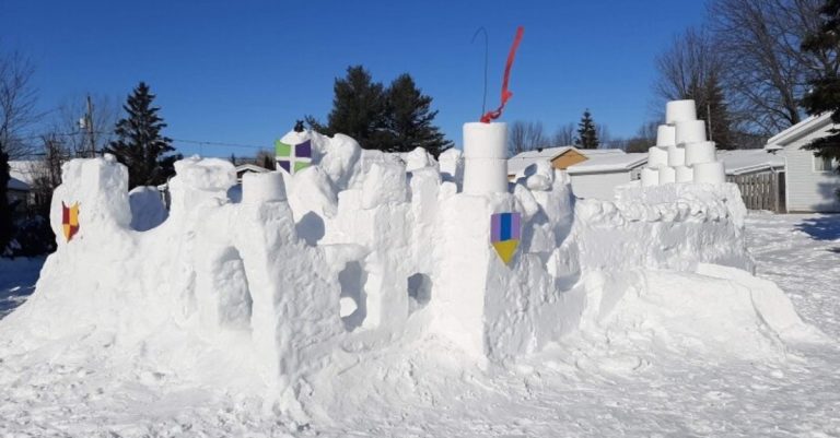 Château bâti lors du Défi Château de neige 2022
