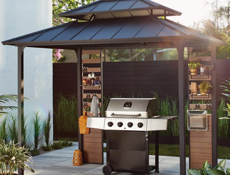 De nombreuses options s'offrent à qui veut acheter le barbecue idéal au retour de la belle saison.