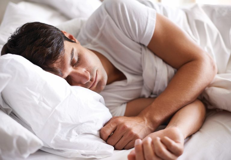 Il est important de bien dormir car le sommeil est le premier responsable d'une vie en santé.