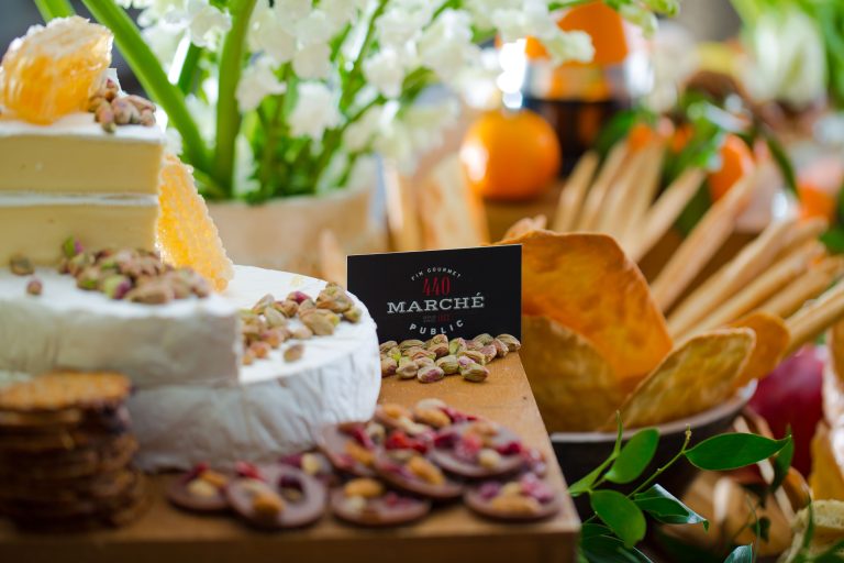 Au marché. Crédit photo: Courtoisie Marché Public 440