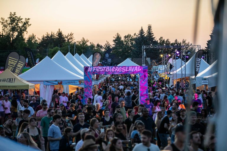 Le Festival des bières de Laval s'est déroulé au Centre de la Nature de Laval du 12 au 14 juillet. Crédit photo Courtoisie Camille Gladu-Drouin