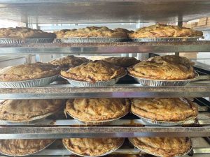 Des tartes aux pommes du Verger Gibouleau à Laval. Crédit photo: Courtoisie Verger Gibouleau