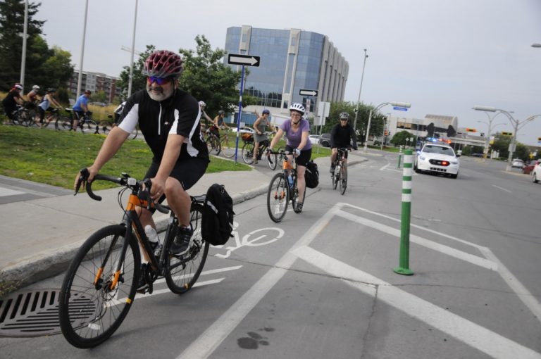 Bien qu’il juge que les assemblées de citoyens auraient pu être mises sur pied beaucoup plus tôt, Action Laval se réjouit des projets-pilotes qui se déploieront ces prochaines semaines, où des questions comme les pistes cyclables pourront être discutées.