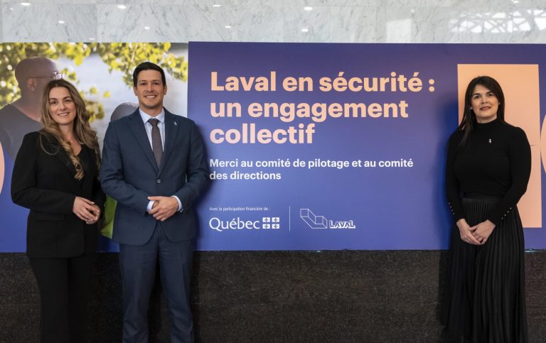 Dans l’ordre habituel: Vanessa Martel, directrice générale du PLAN, Stéphane Boyer, maire de Laval, Sandra Desmeules, conseillère municipale de Concorde-Bois-de-Boulogne et responsable des dossiers de sécurité publique. (Photo gracieuseté - Sophie Poliquin)