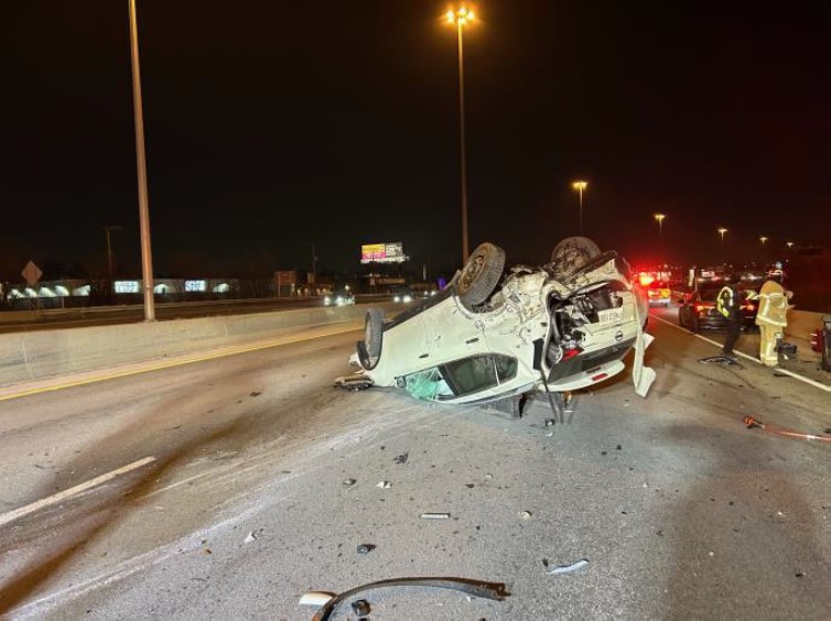 Par chance, cet accident avec tonneaux entre deux véhicules roulant sur l’autoroute 15 en direction Sud n’aura fait qu’un seul blessé léger.