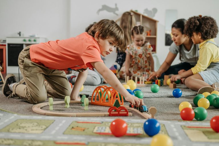 L’AQCPE s’inquiète aussi de la privatisation en petite enfance, puisque le gouvernement priorise, selon elle, le développement de services de garde lucratifs plutôt que de CPE. (Photo gracieuseté)