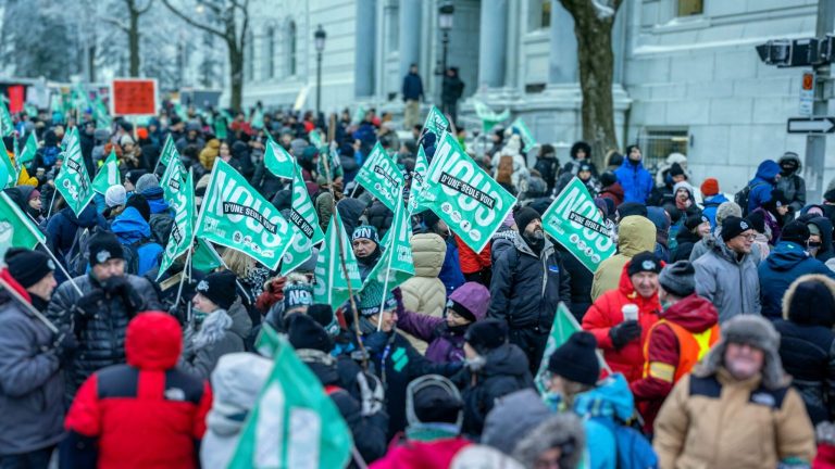 Image de grève du Front commun