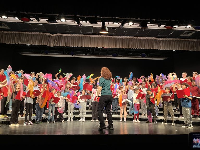 La Voix du Sommet lors de son spectacle de Noël. (Photo gracieuseté)