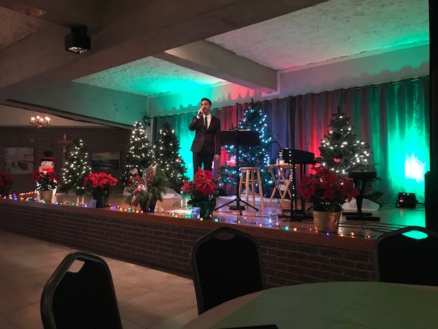 Lors des éditions précédentes, l’église Saint-Noël Chabanel accueillait une centaine de participant.e.s en son sein, pour célébrer Noël. (Photo gracieuseté)