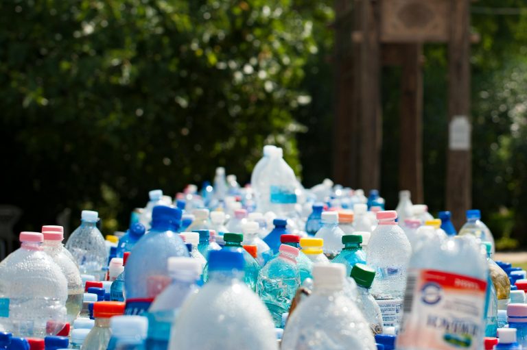 Pour assurer une transition efficace de la consigne, l’Association québécoise de récupération des contenants de boissons (AQRCB)/Consignaction a mis en place une ligne d’urgence dédiée aux détaillants. (Photo gracieuseté)