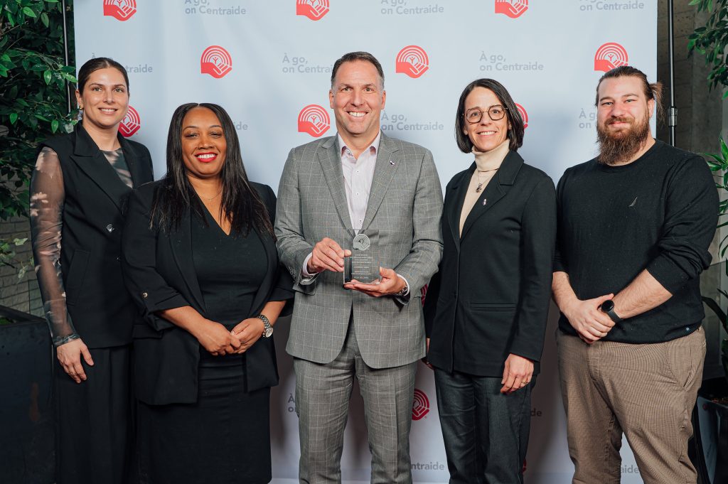 Benoit Collette, directeur général de la Ville de Laval, accompagné de son équipe. (Photo gracieuseté - Valérie Paquette)