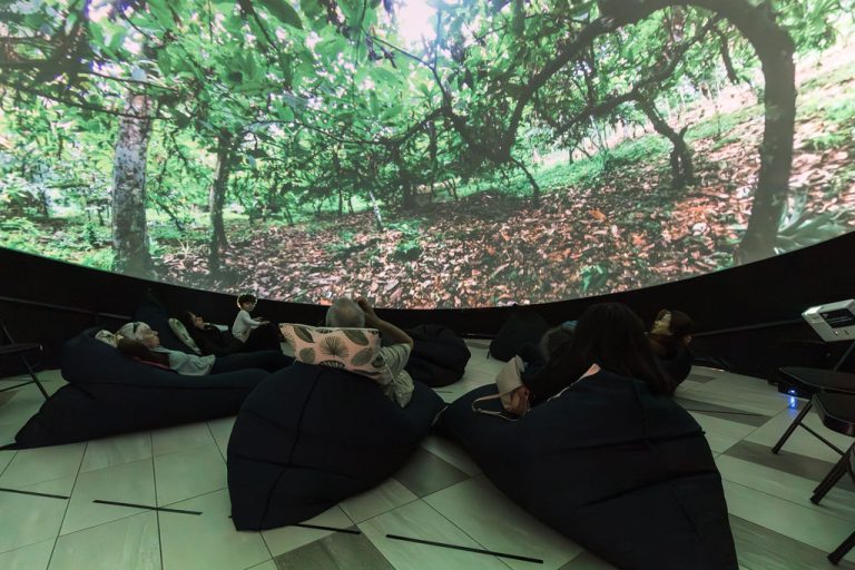 Dôme immersif à l’édition 2024 de l’événement Rencontre avec la Terre. (Photo gracieuseté)