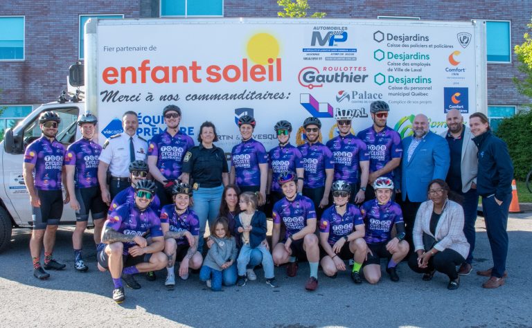 Les participants du Tour cycliste du Service de police de Laval 2025.